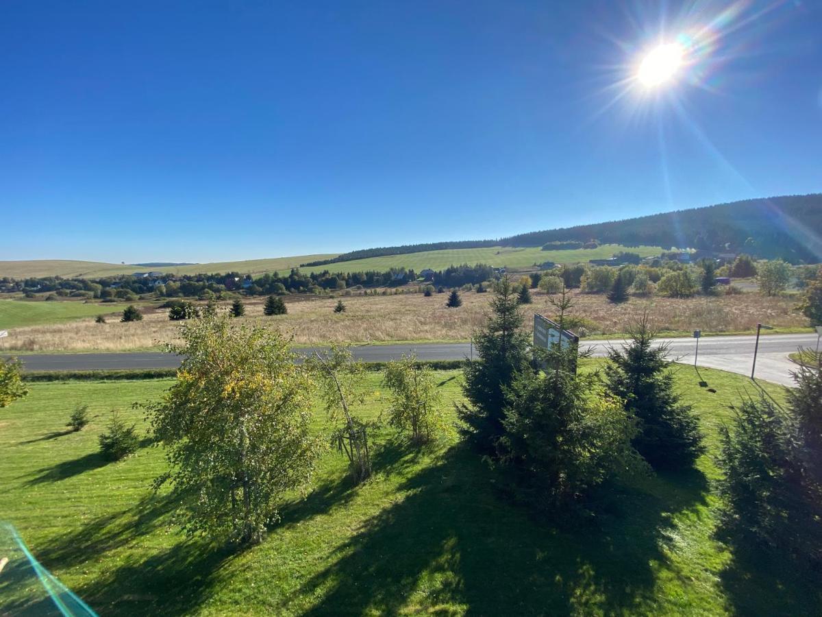 Miky Apartmán Klínovec meadow Loučná pod Klínovcem Exterior foto
